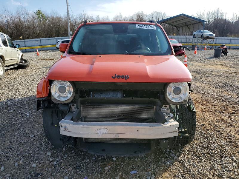 Photo 5 from auction – 2017 JEEP RENEGADE L with VIN ZACCJABB0HPG26376