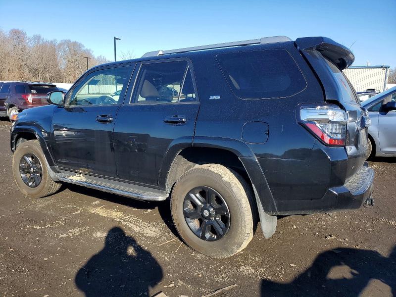 Photo 2 from auction – 2017 TOYOTA 4RUNNER with VIN JTEZU5JR7H5155371