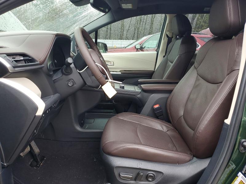 Photo 7 from auction – 2024 TOYOTA SIENNA LIM with VIN 5TDERKEC3RS224478