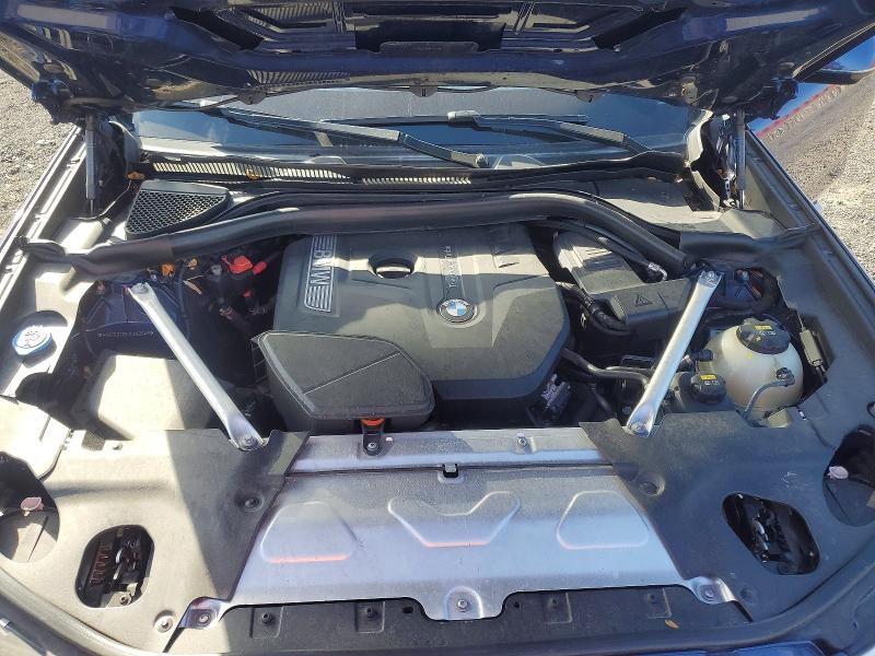 Photo 12 from auction – 2018 BMW X3 XDRIVE3 with VIN 5UXTR9C50JLC82849