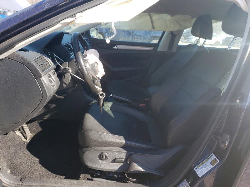 Photo 7 from auction – 2014 VOLKSWAGEN PASSAT S with VIN 1VWAP7A33EC012860