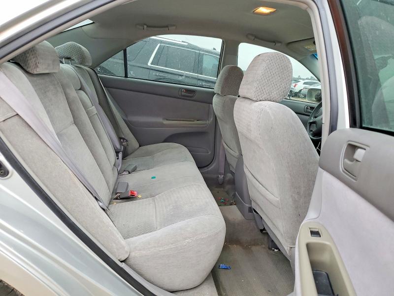 Photo 10 from auction – 2002 TOYOTA CAMRY with VIN 4T1BE32K82U551519