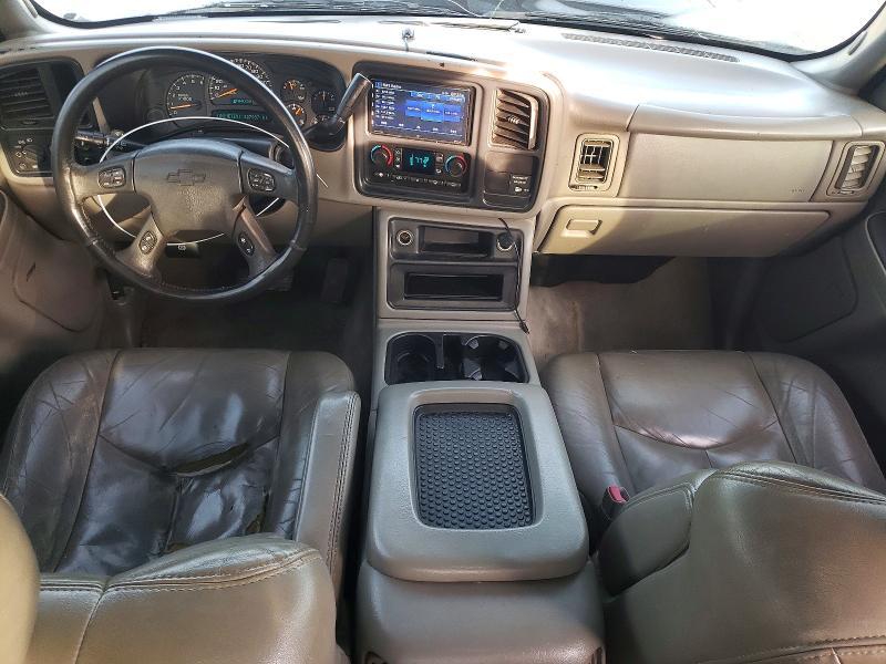 Photo 8 from auction – 2004 CHEVROLET SILVERADO with VIN 2GCEC19TX41252414
