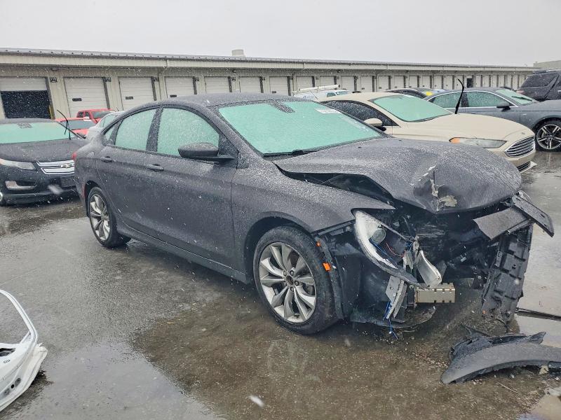 Photo 4 from auction – 2016 CHRYSLER 200 S with VIN 1C3CCCBB1GN125885