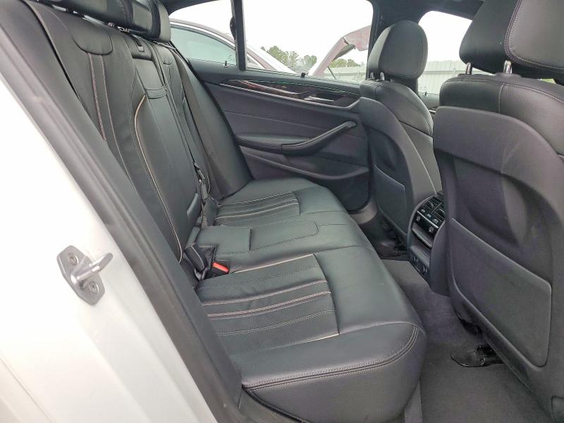 Photo 10 from auction – 2018 BMW 530E with VIN WBAJA9C51JB033718