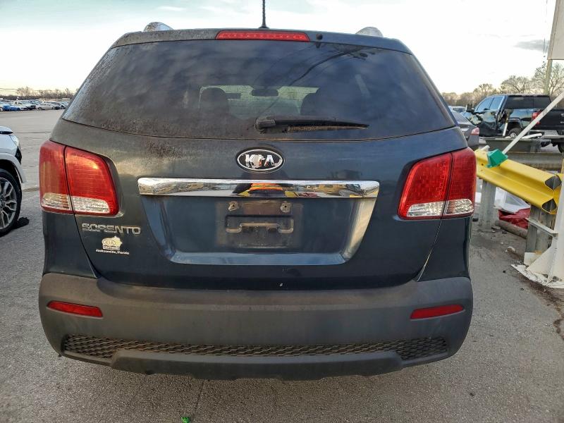 Photo 6 from auction – 2011 KIA SORENTO BA with VIN 5XYKT4A22BG117034