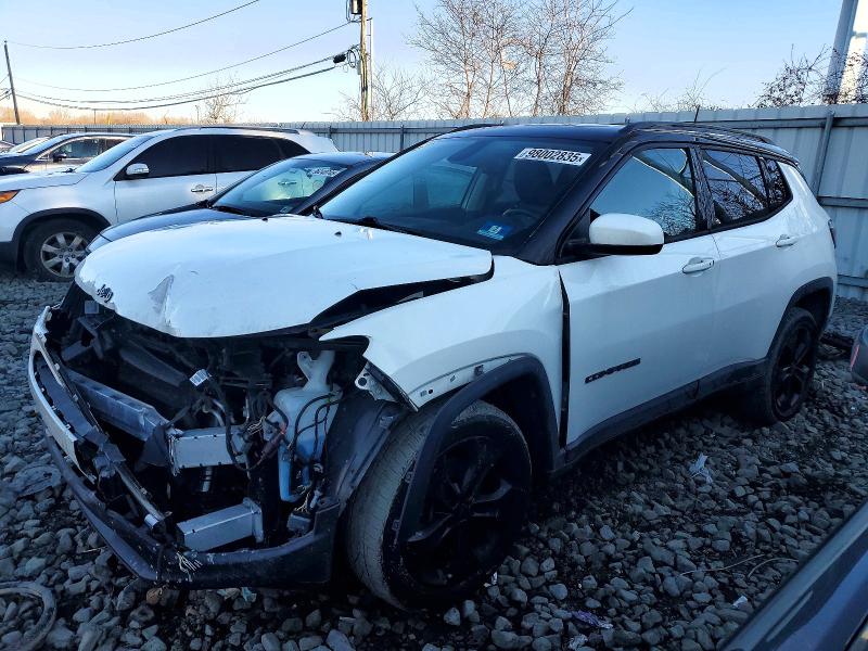 JEEP COMPASS 2018 with VIN 3C4NJDBB7JT395985 - Photo from auction