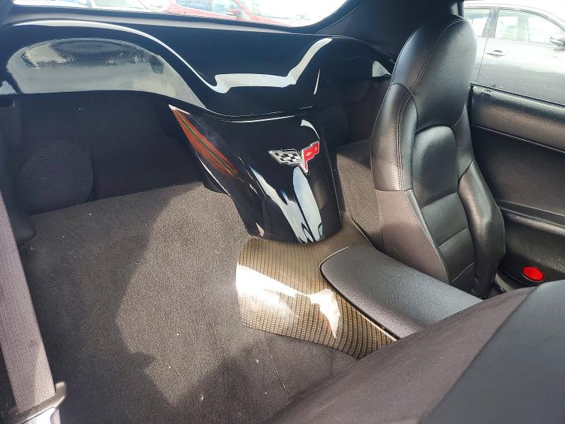 Photo 10 from auction – 2005 CHEVROLET CORVETTE with VIN 1G1YY34U455127573