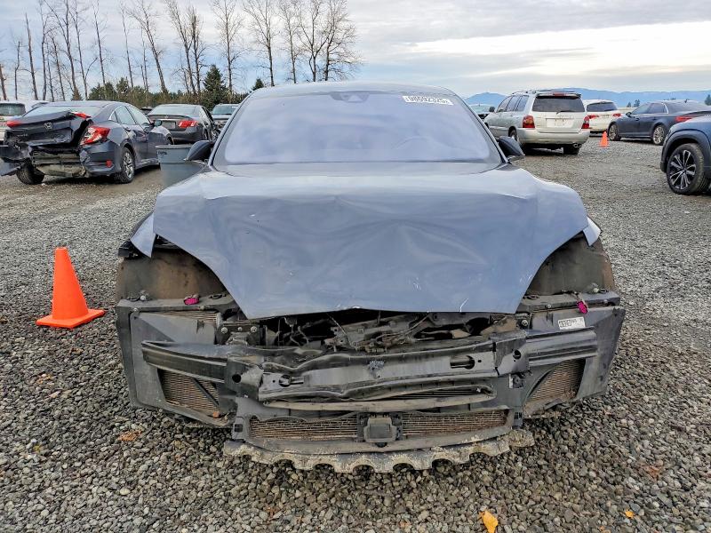 Photo 5 from auction – 2015 TESLA MODEL S with VIN 5YJSA1E2XFF118153