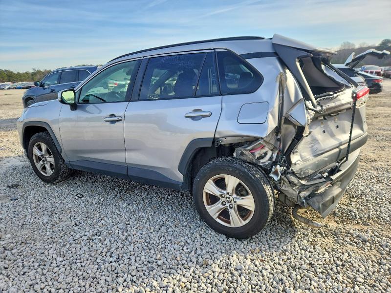 Photo 2 from auction – 2019 TOYOTA RAV4 with VIN JTMW1RFV8KD029093