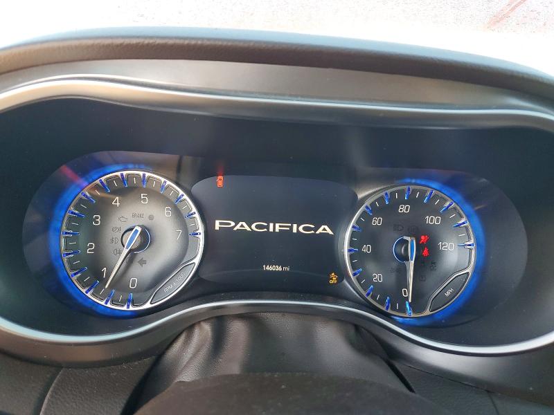 Photo 9 from auction – 2017 CHRYSLER PACIFICA T with VIN 2C4RC1EG6HR782302