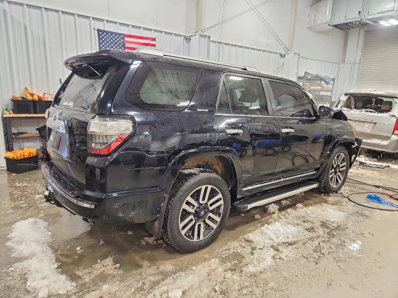 Photo 3 from auction – 2016 TOYOTA 4RUNNER with VIN JTEBU5JR2G5345191