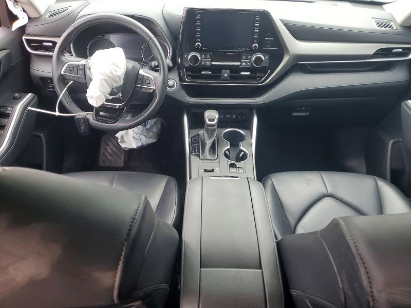 Photo 8 from auction – 2021 TOYOTA HIGHLANDER with VIN 5TDGZRAH0MS535104