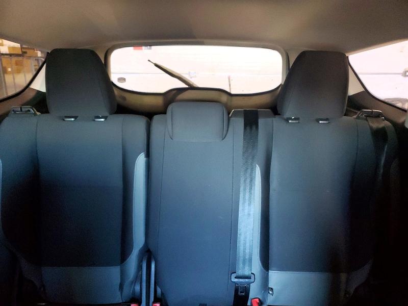 Photo 10 from auction – 2016 FORD ESCAPE S with VIN 1FMCU0F73GUB89831