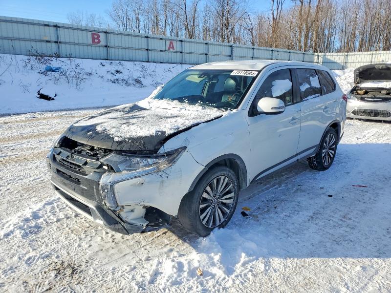 MITSUBISHI OUTLANDER 2019 with VIN JA4AD3A30KZ015190 - Photo from auction