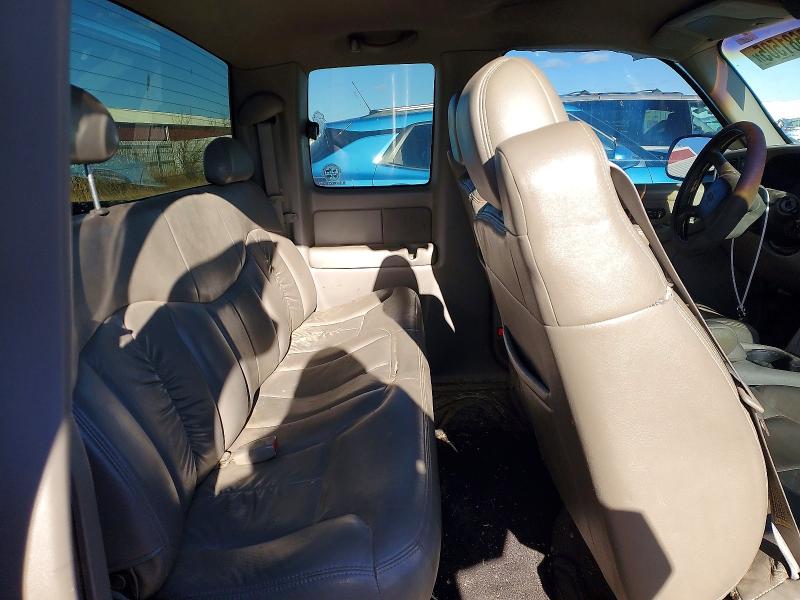 Photo 10 from auction – 1999 CHEVROLET SILVERADO with VIN 1GCEK19T7XE128350