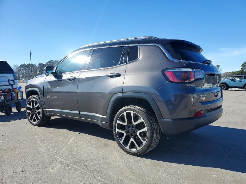 Photo 2 from auction – 2019 JEEP COMPASS with VIN 3C4NJDCB6KT812707