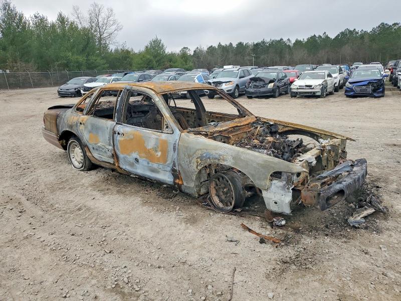 Photo 4 from auction – 1996 FORD CROWN VICT with VIN 2FALP74W5TX175596