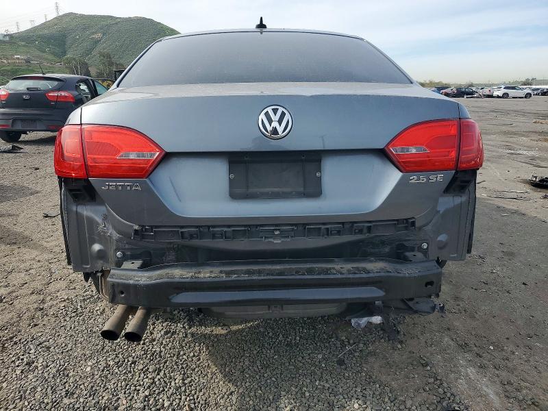Photo 6 from auction – 2013 VOLKSWAGEN JETTA with VIN 3VWDP7AJ2DM213173