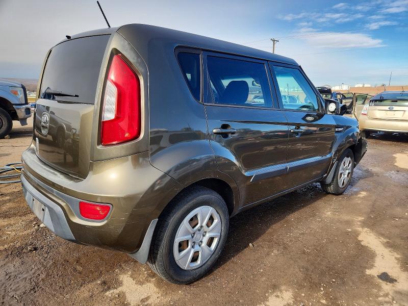 Photo 3 from auction – 2013 KIA SOUL with VIN KNDJT2A55D7527885