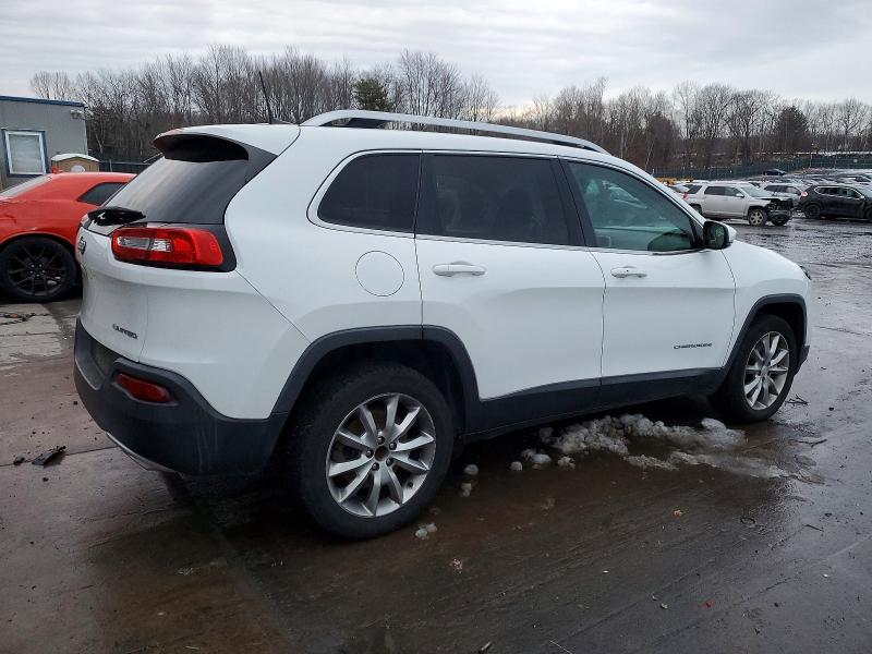 Photo 3 from auction – 2017 JEEP CHEROKEE L with VIN 1C4PJLDS6HD236410