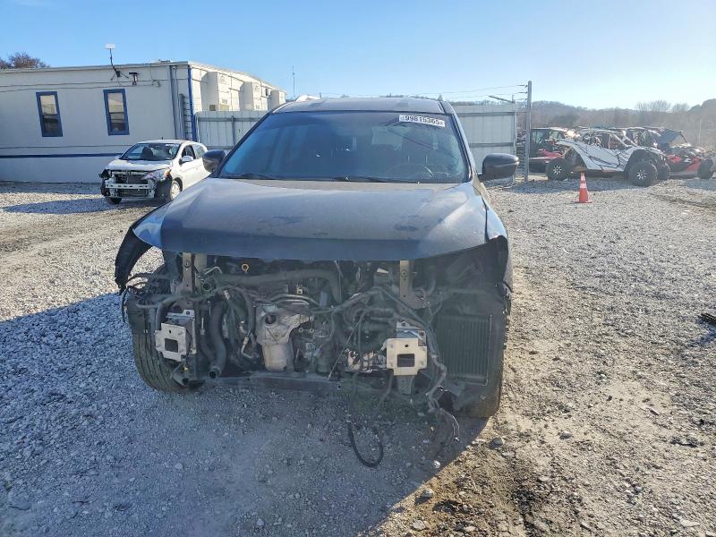 Photo 5 from auction – 2017 NISSAN PATHFINDER with VIN 5N1DR2MM1HC909189
