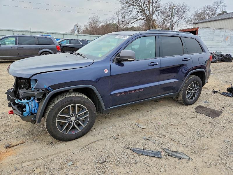 JEEP GRAND CHER 2018 with VIN 1C4RJFLT6JC368373 - Photo from auction