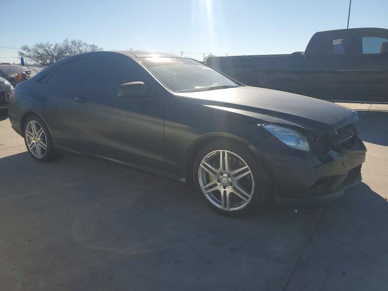 Photo 4 from auction – 2010 MERCEDES-BENZ E 550 with VIN WDDKJ7CBXAF040991