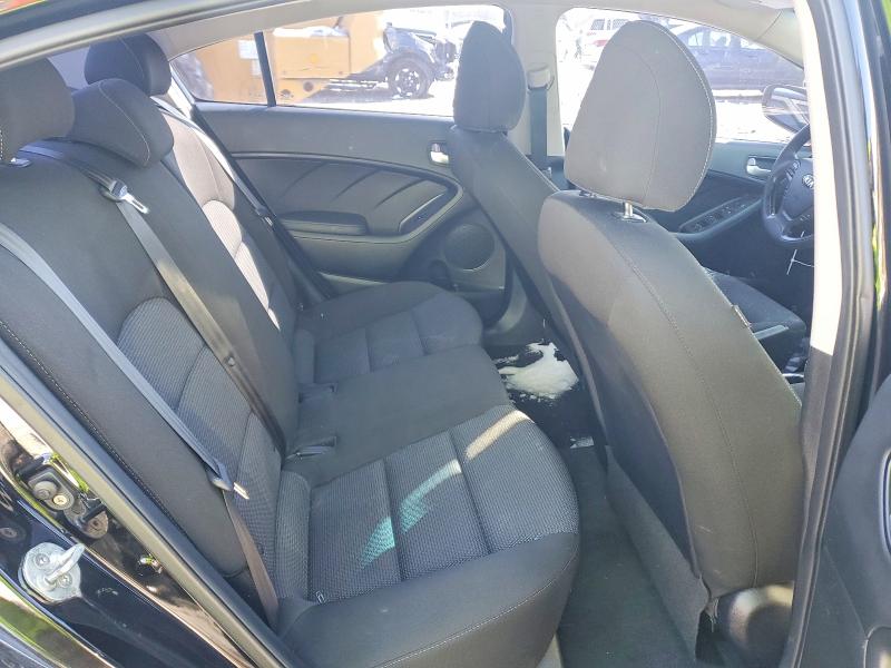 Photo 10 from auction – 2018 KIA FORTE with VIN 3KPFK4A77JE221918