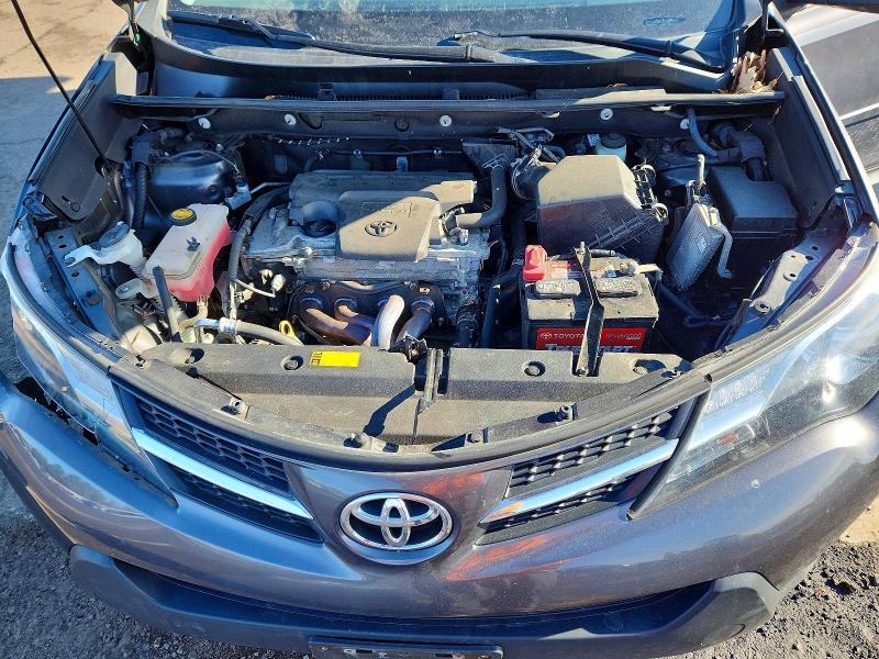 Photo 12 from auction – 2015 TOYOTA RAV4 with VIN 2T3RFREV0FW318316