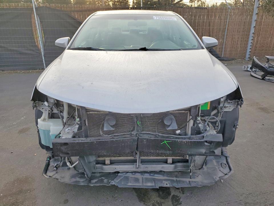 Photo 5 from auction – 2013 TOYOTA CAMRY L with VIN 4T1BF1FK8DU667253