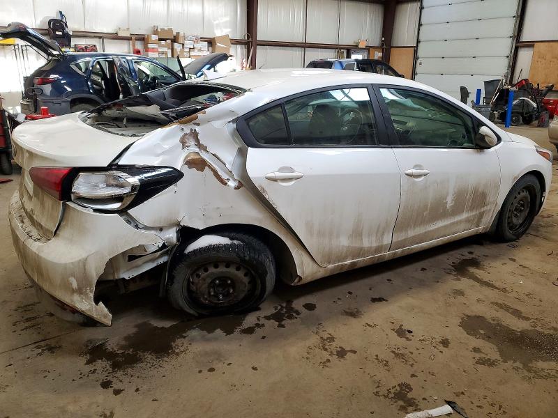 Photo 3 from auction – 2018 KIA FORTE LX with VIN 3KPFL4A73JE276637