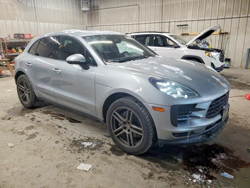 Photo 4 from auction – 2021 PORSCHE MACAN with VIN WP1AA2A56MLB00453