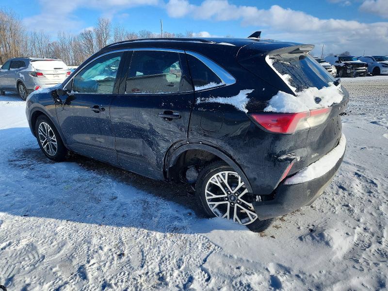 Photo 2 from auction – 2020 FORD ESCAPE with VIN 1FMCU9H66LUA99706