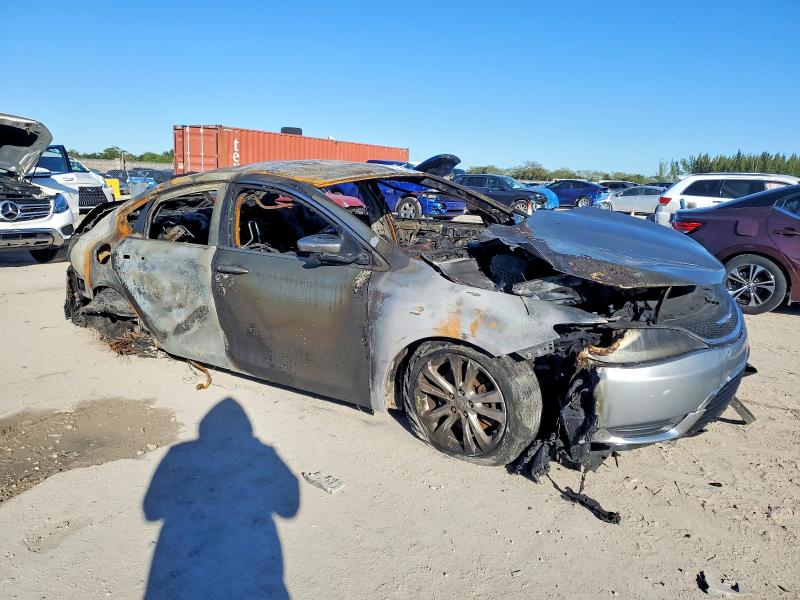 Photo 4 from auction – 2015 CHRYSLER 200 with VIN 1C3CCCAB0FN611877