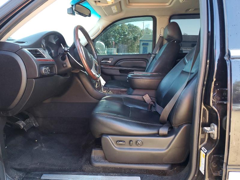 Photo 7 from auction – 2014 CADILLAC ESCALADE L with VIN 1GYS4BEF0ER192992