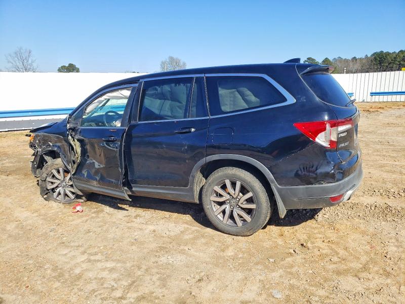 Photo 2 from auction – 2019 HONDA PILOT with VIN 5FNYF5H44KB017040