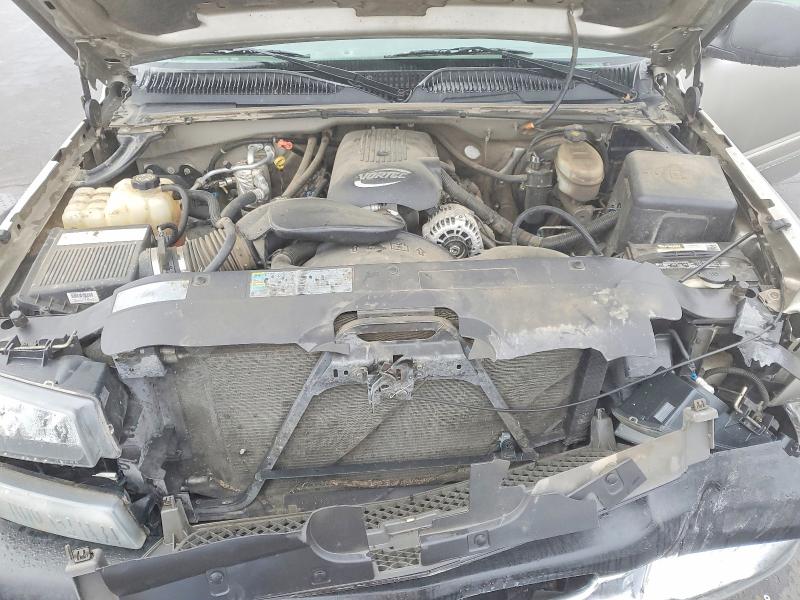 Photo 11 from auction – 2003 CHEVROLET SILVERADO with VIN 2GCEC19V531204173