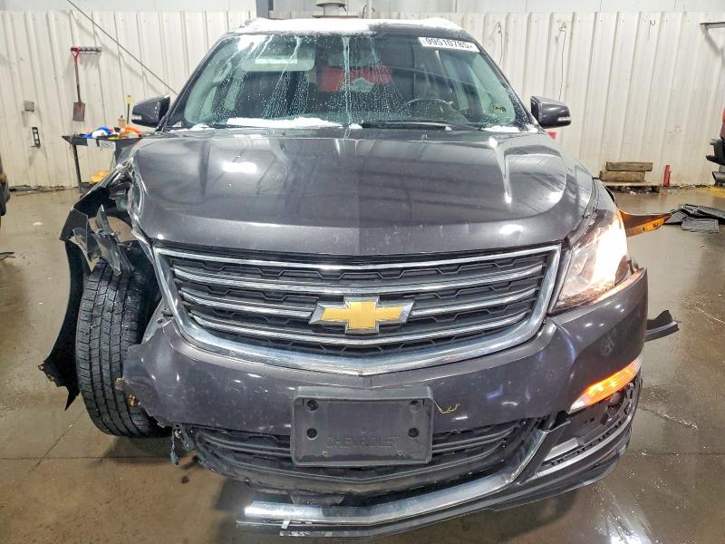Photo 5 from auction – 2017 CHEVROLET TRAVERSE L with VIN 1GNKVGKD5HJ125611