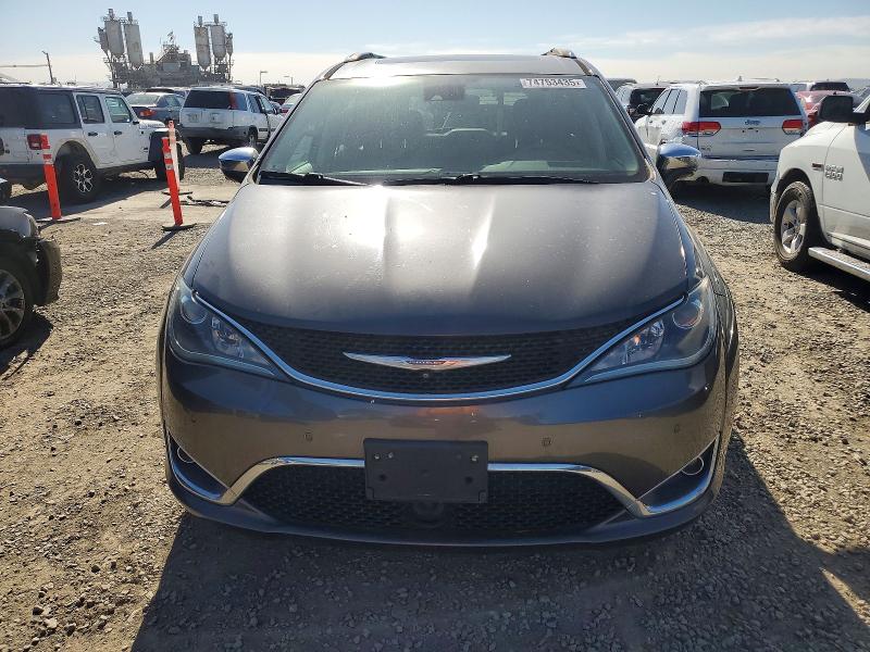 Photo 5 from auction – 2017 CHRYSLER PACIFICA L with VIN 2C4RC1GG9HR835913