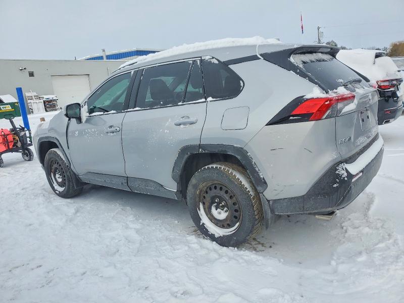 Photo 2 from auction – 2024 TOYOTA RAV4 XLE with VIN 2T3R1RFV8RW458616