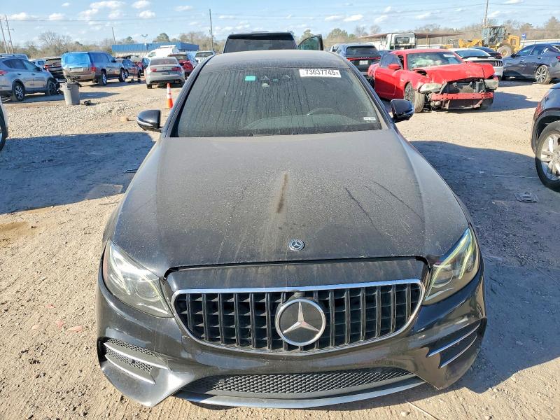Photo 5 from auction – 2018 MERCEDES-BENZ E with VIN WDDZF6EB1JA466010