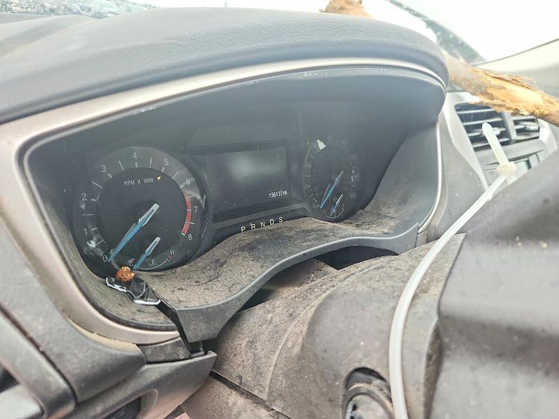 Photo 9 from auction – 2016 FORD FUSION SE with VIN 3FA6P0H70GR188672