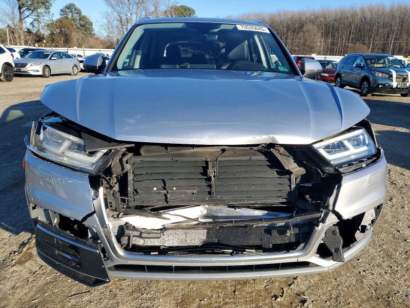 Photo 5 from auction – 2018 AUDI Q5 with VIN WA1BNAFY5J2081736