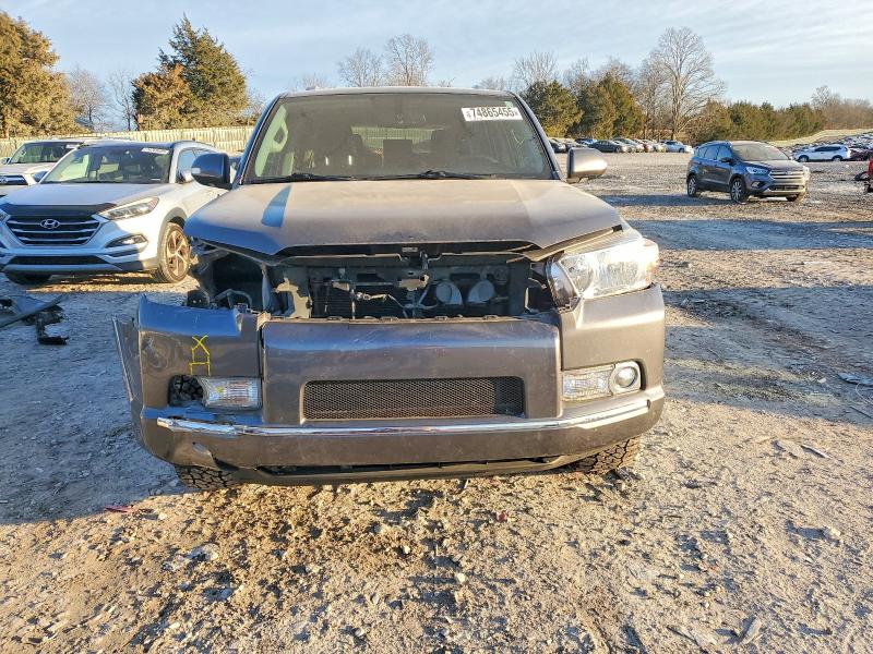 Photo 5 from auction – 2012 TOYOTA 4RUNNER SR with VIN JTEBU5JR5C5109306