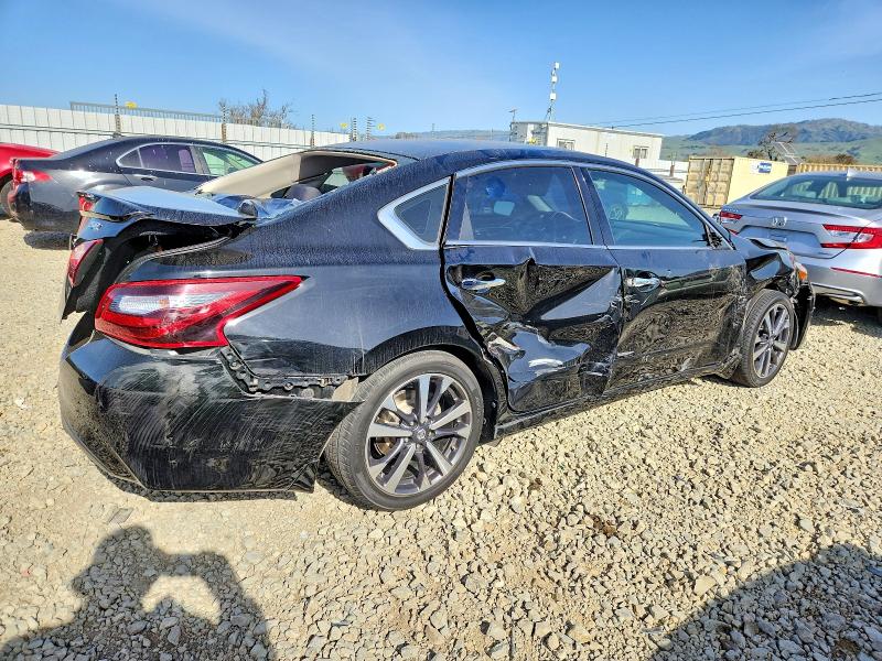 Photo 3 from auction – 2017 NISS ALTIMA with VIN 1N4AL3AP7HN316007