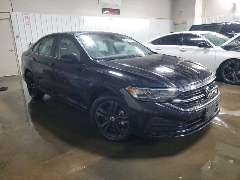 Photo 4 from auction – 2024 VOLKSWAGEN JETTA with VIN 3VW7M7BUXRM017665