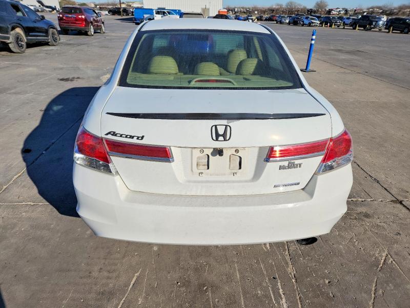 Photo 6 from auction – 2011 HONDA ACCORD SE with VIN 1HGCP2F68BA007504