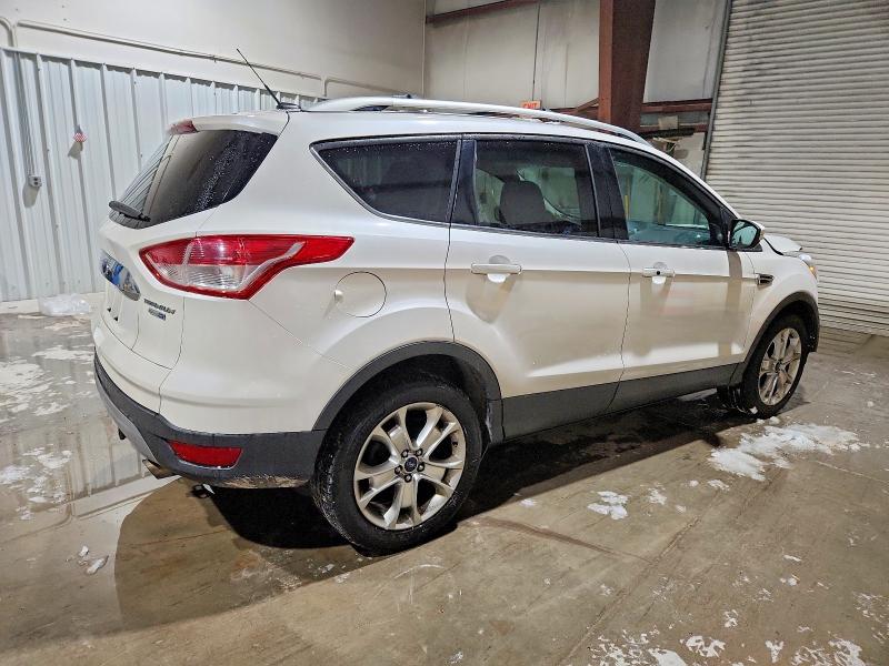 Photo 3 from auction – 2016 FORD ESCAPE with VIN 1FMCU9J99GUC37605