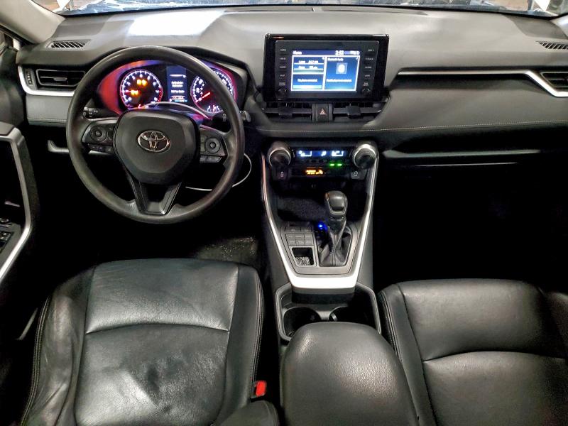 Photo 8 from auction – 2019 TOYOTA RAV4 LE with VIN 2T3G1RFV8KC007944